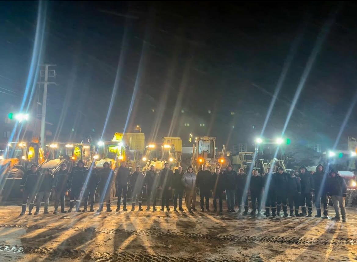 Başkan Selçuk Kurt Kar Küreme Ekipleri ile Sahada